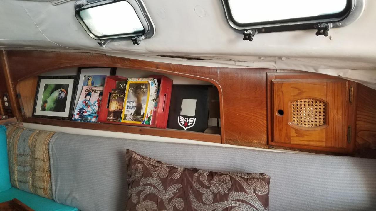 Classic Sailboat 30' Miami Exterior photo